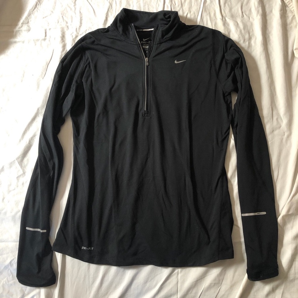 Nike dri-fit zip running jacket size M